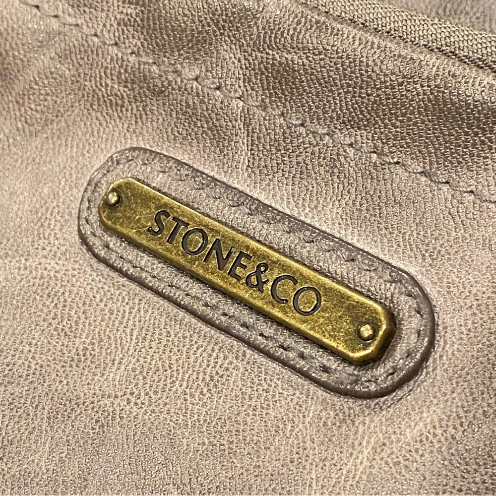 Stone Mountain & Co. Cross Body Purse Gray Adjustable Strap Bag Zip Pockets - Picture 2 of 15